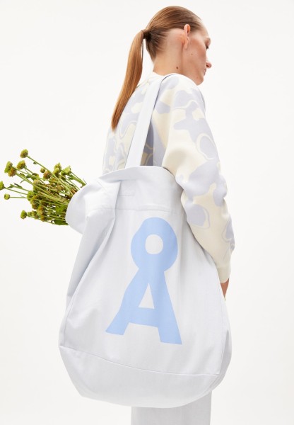 ARMEDANGELS - Tote Bag "TOAAT BAG" Regular Fit aus Bio-Baumwoll Mix - blue white